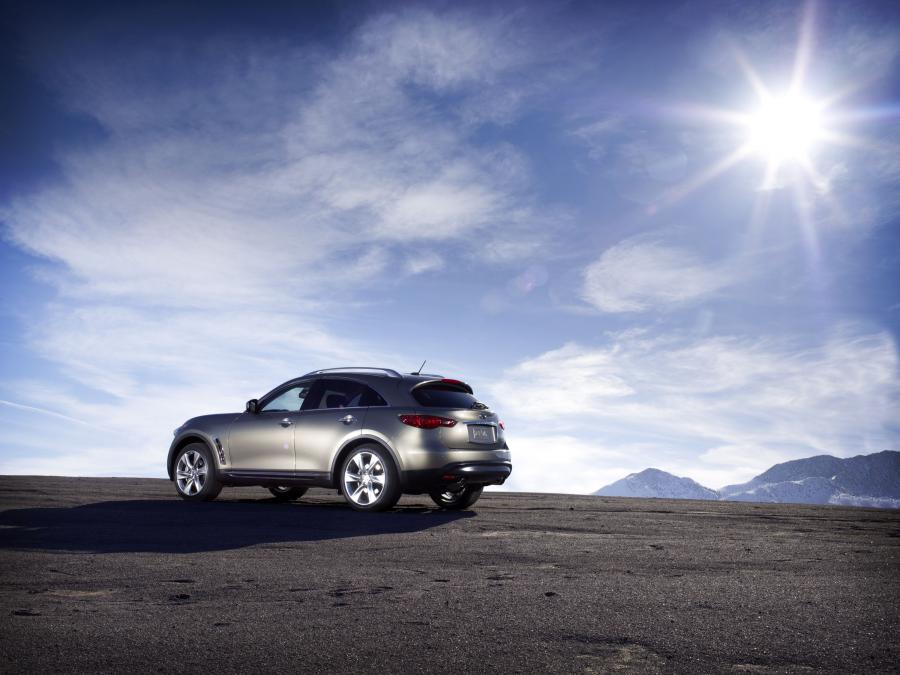  Infiniti FX50 2009 года  (фото 87 из 110)